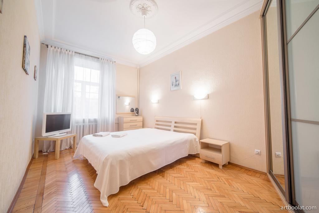 Sutkiminsk Apartment Centre Buitenkant foto